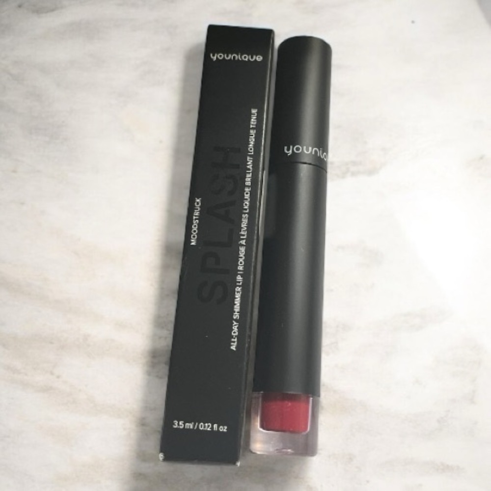 Younique Splash Liquid Lipstick - Wild Berry